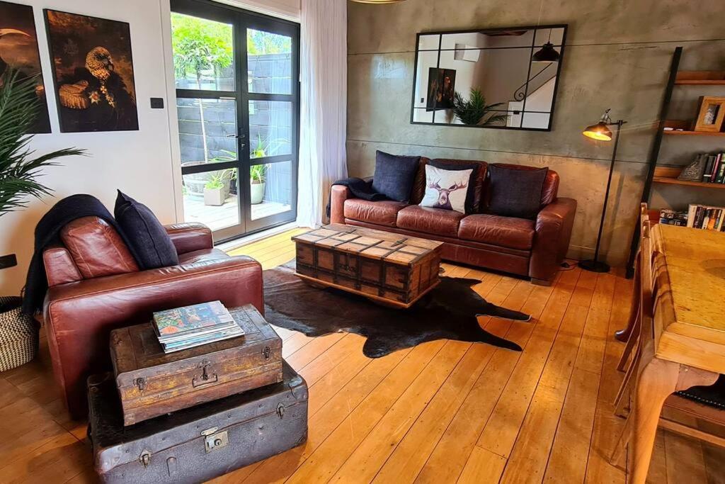 Apartment 3 - Haddin Court - Industrial Glam Blenheim Dış mekan fotoğraf